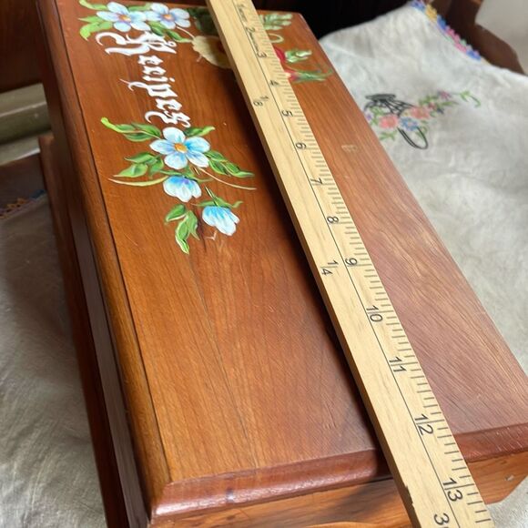 Vintage handmade pine double recipe box Arvella’s Summer Shop & Art Gallery - Picture 7 of 9